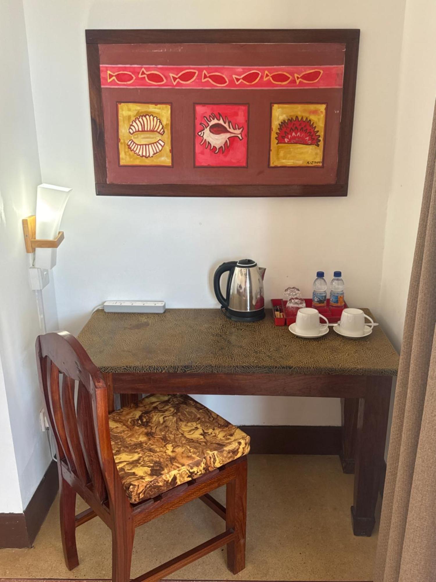 Zanzinite Beach Spa Hotel Zanzibar ภายนอก รูปภาพ